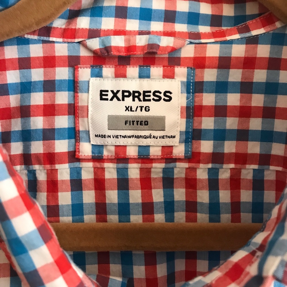 Express fitted button down - Picture 3 of 3